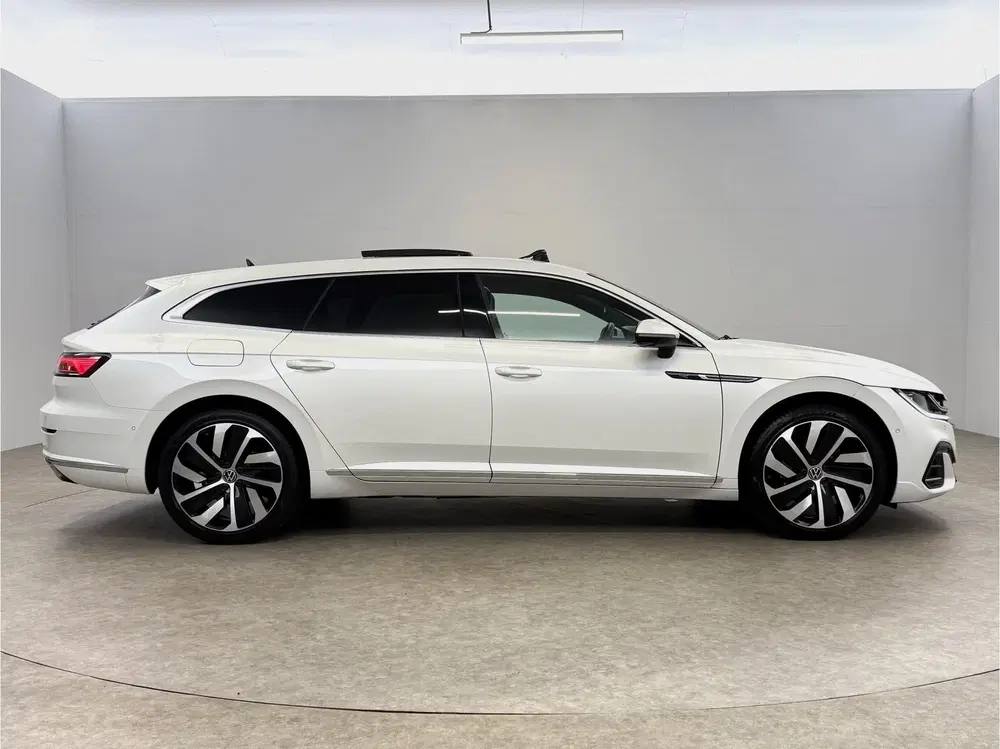 Volkswagen Arteon 1.4 TSI eHybrid R-Line Business+ uit 2022, foto 11