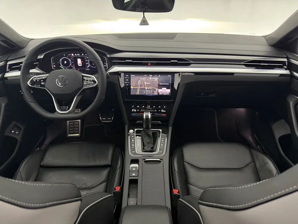 Volkswagen Arteon 1.4 TSI eHybrid R-Line Business+ uit 2022, foto 2