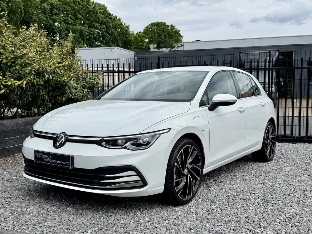 Volkswagen Golf 1.4 eHybrid Style Navi uit 2022, foto 4