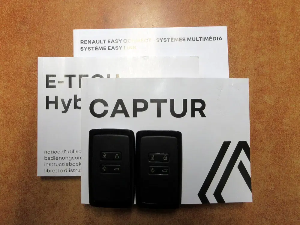 Renault Captur 1.6 E-Tech full hybrid 145 Evolution uit 2023, foto 15