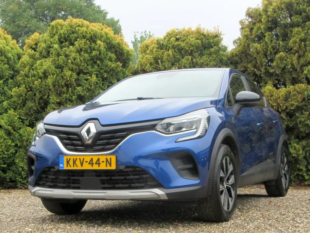 Renault Captur 1.6 E-Tech full hybrid 145 Evolution uit 2023, foto 3