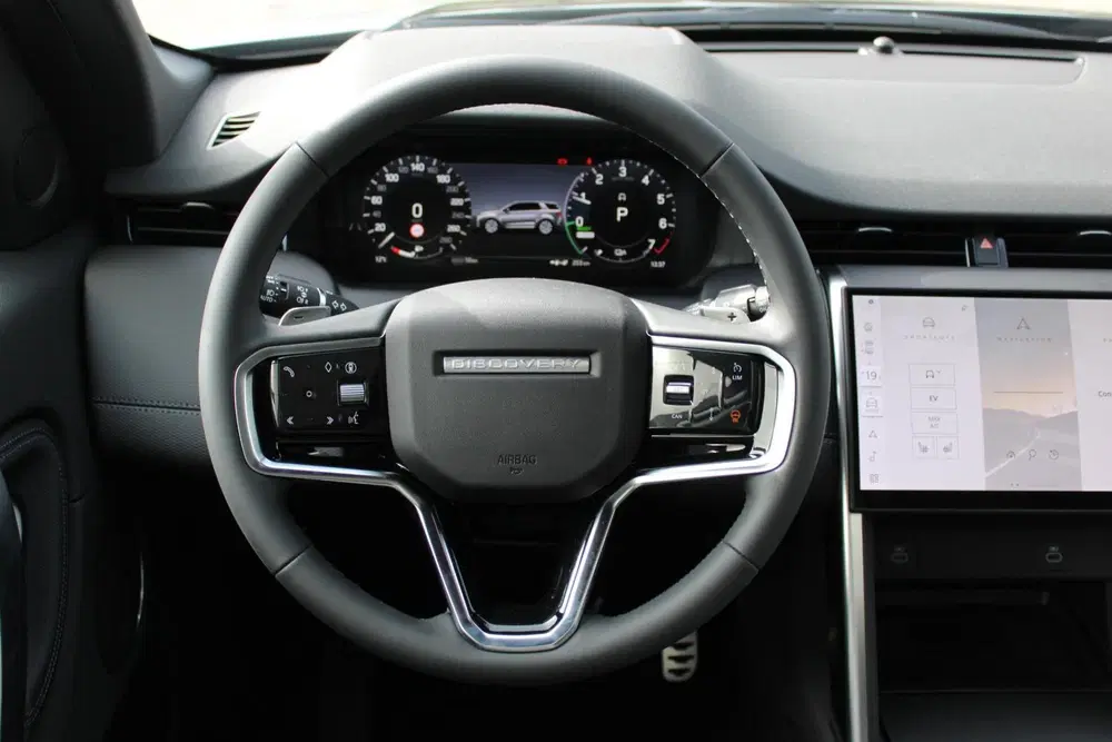 Land Rover Discovery Sport P270e Business Landmark Edition uit 2026, foto 9