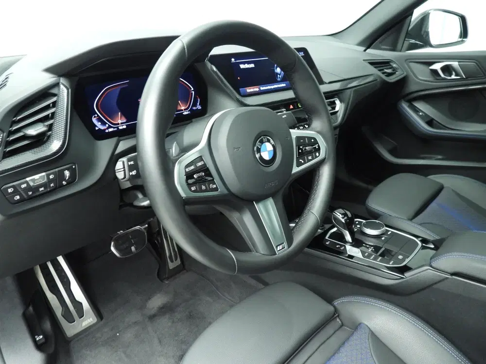 BMW 2-serie Gran Coupé 218i uit 2025, foto 6