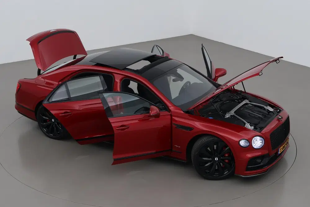 Bentley Flying Spur 2.9 V6 Azure uit 2023, foto 6