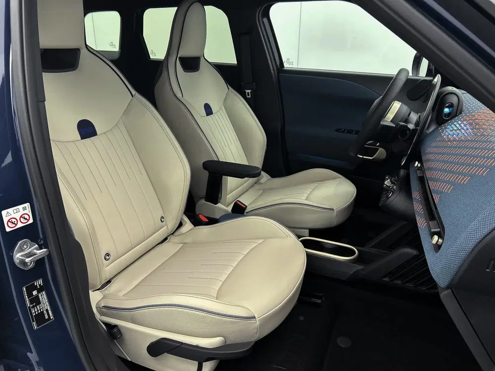 Mini Aceman E uit 2026, foto 14