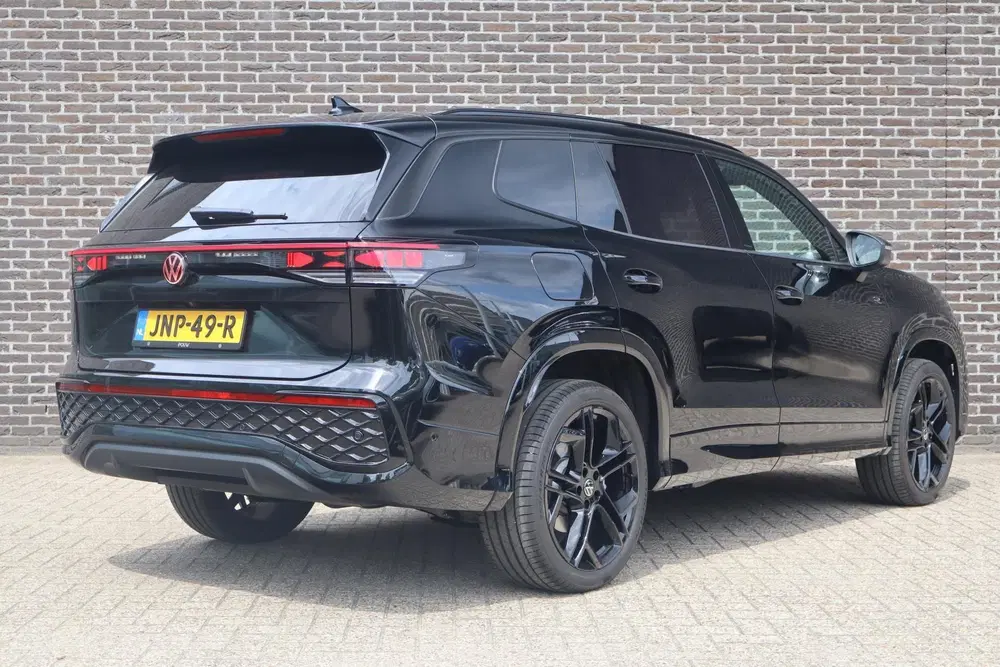 Volkswagen Tayron 1.5 eHybrid 204pk R-Line Edition uit 2025, foto 2