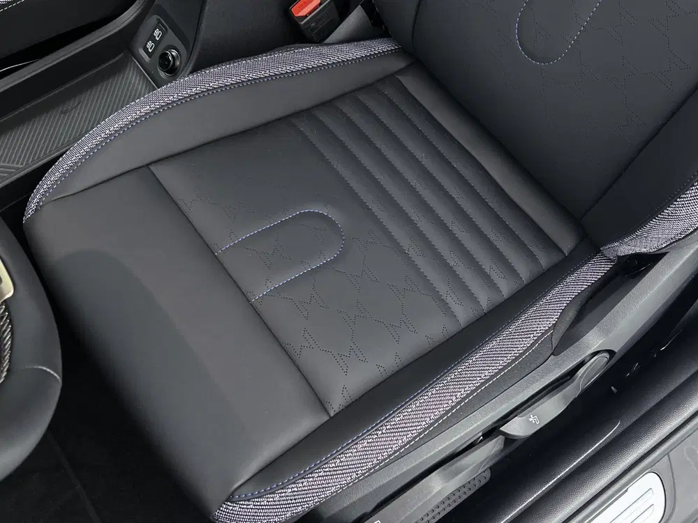 Mini Hatchback Cooper C Automaat uit 2026, foto 14