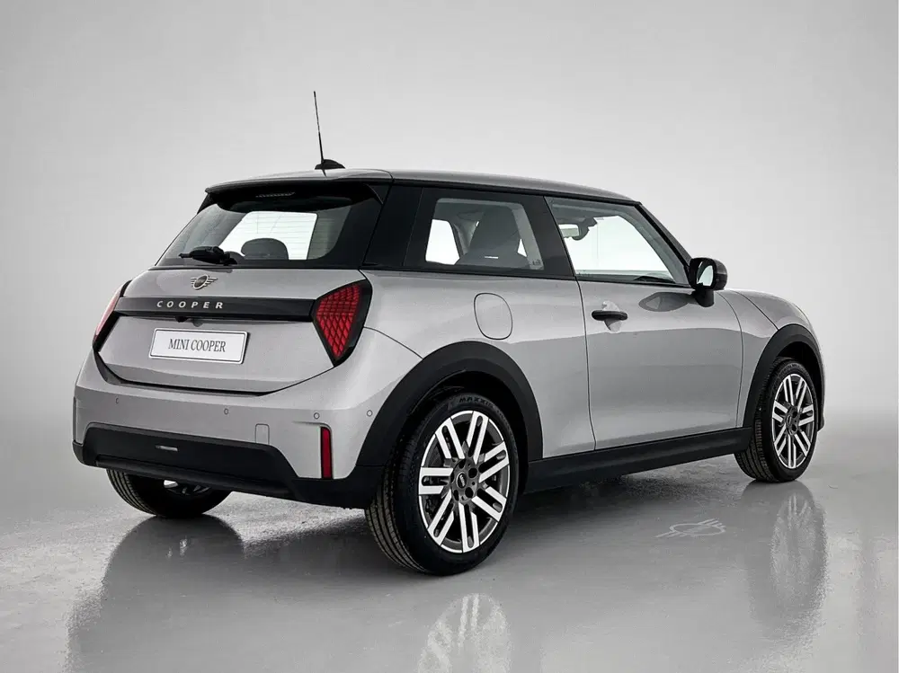 Mini Hatchback Cooper C Automaat uit 2026, foto 2