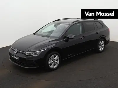Volkswagen Golf 1.0 eTSI Life Business 110 PK DGS DS uit 2023