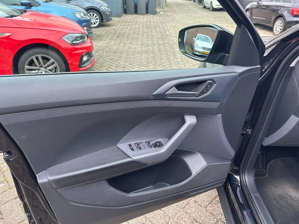 Volkswagen T-Cross 1.0 TSI Style Business R -line AUTOMAAT-C uit 2020, foto 11