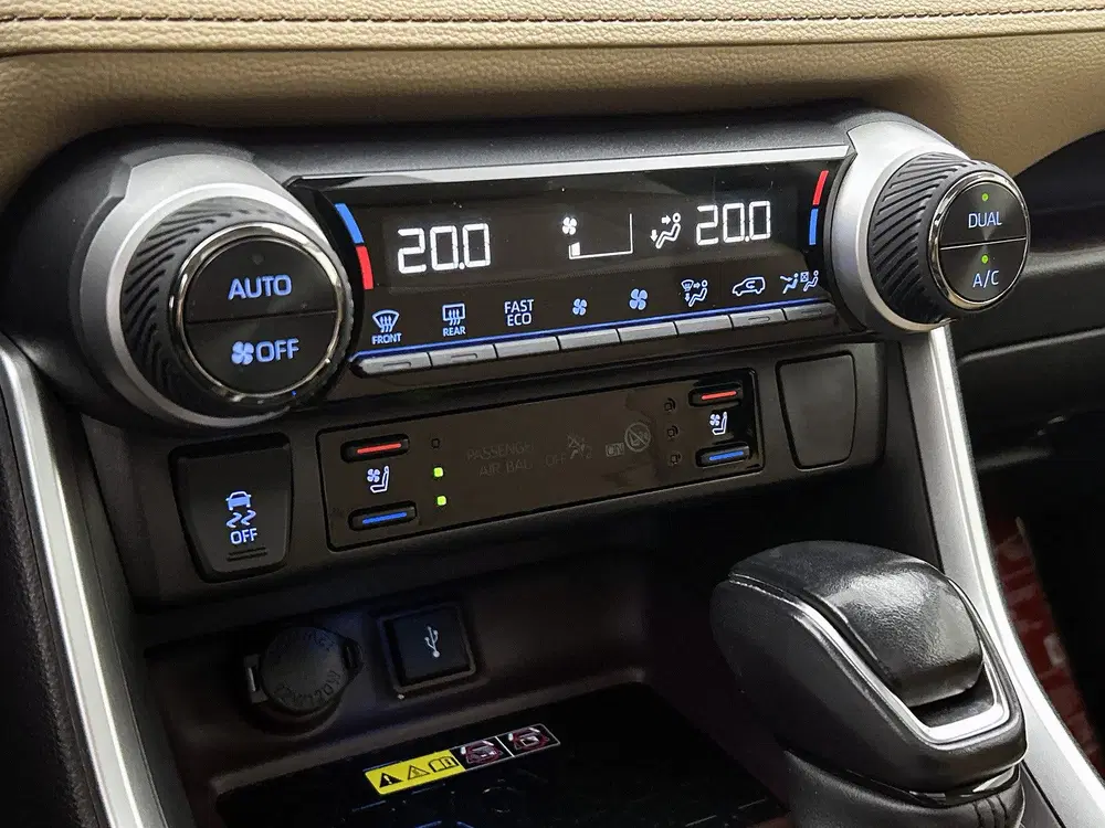 Toyota RAV 4 2.5 Hybrid AWD Executive Premium Pack uit 2022, foto 11