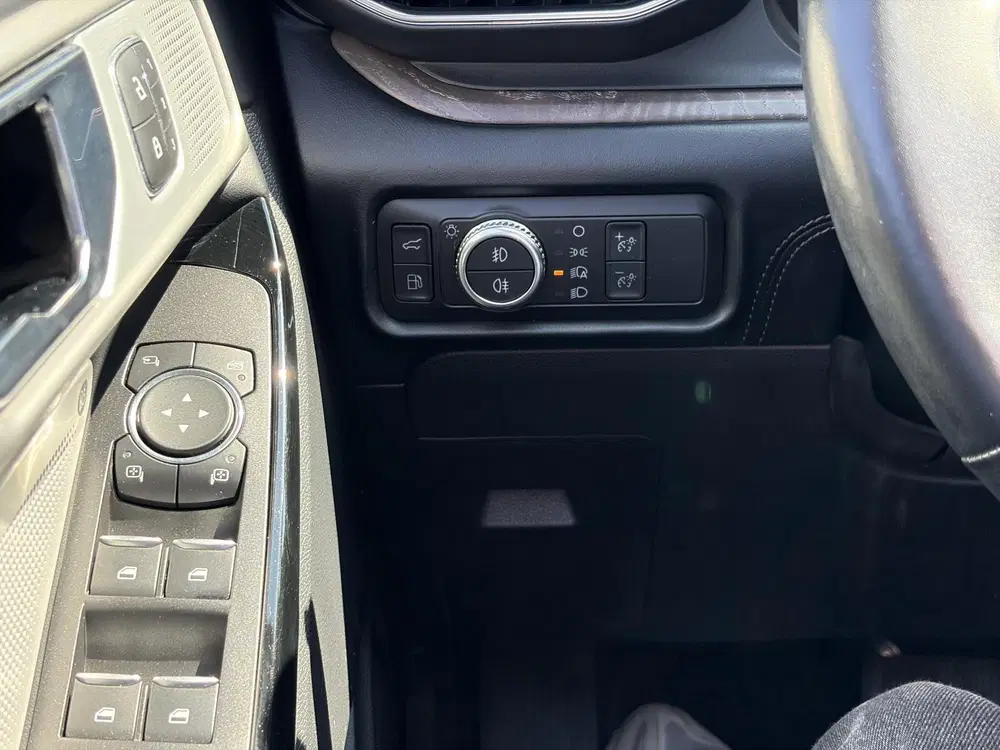 Ford Explorer 3.0 V6 EcoBoost PHEV Platinum uit 2023, foto 15