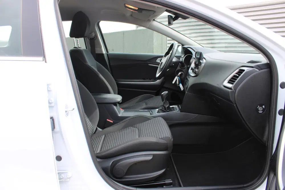 Kia Ceed 1.0 T-GDi DynamicLine NETTO DEAL FAMIL uit 2024, foto 10