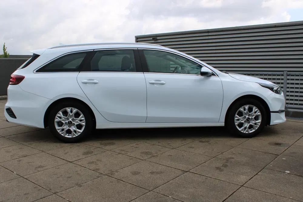 Kia Ceed 1.0 T-GDi DynamicLine NETTO DEAL FAMIL uit 2024, foto 8
