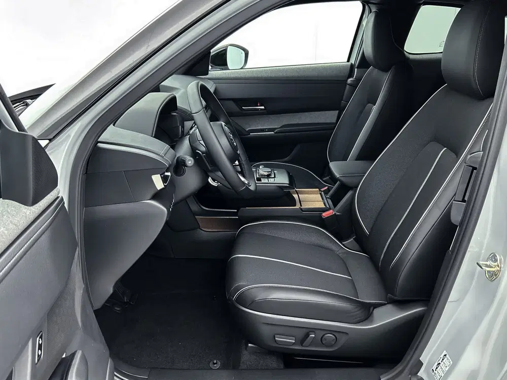 Mazda MX-30 e-SkyActiv R-EV 170 Exclusive-line Getoond uit 2025, foto 14