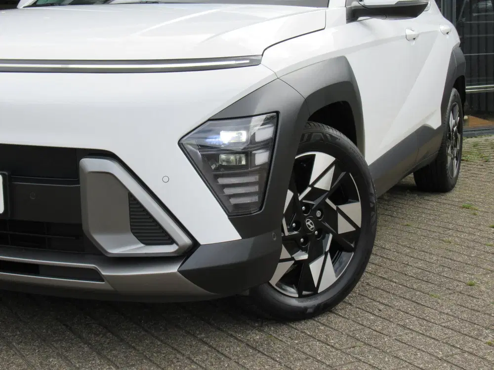 Hyundai KONA 1.6 GDI HEV Premium Sky 1e eigen uit 2024, foto 4