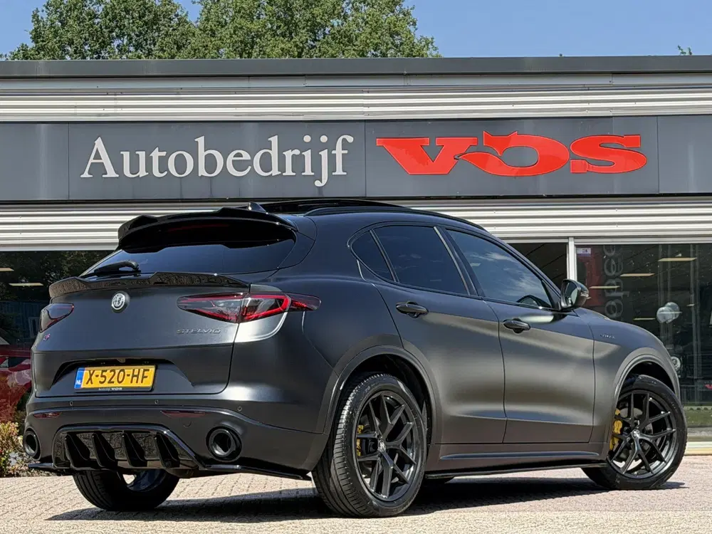 Alfa Romeo Stelvio 2.0 T AWD Veloce uit 2021, foto 9