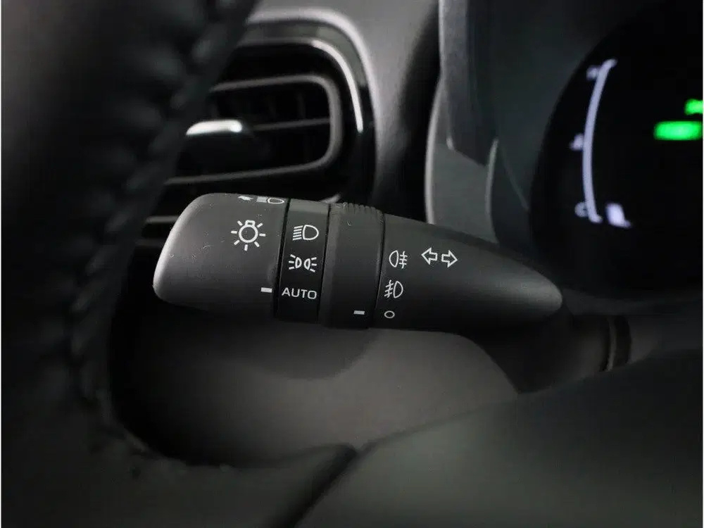 Toyota Yaris 1.5 Hybrid 115 Dynamic *DEMO* uit 2025, foto 14