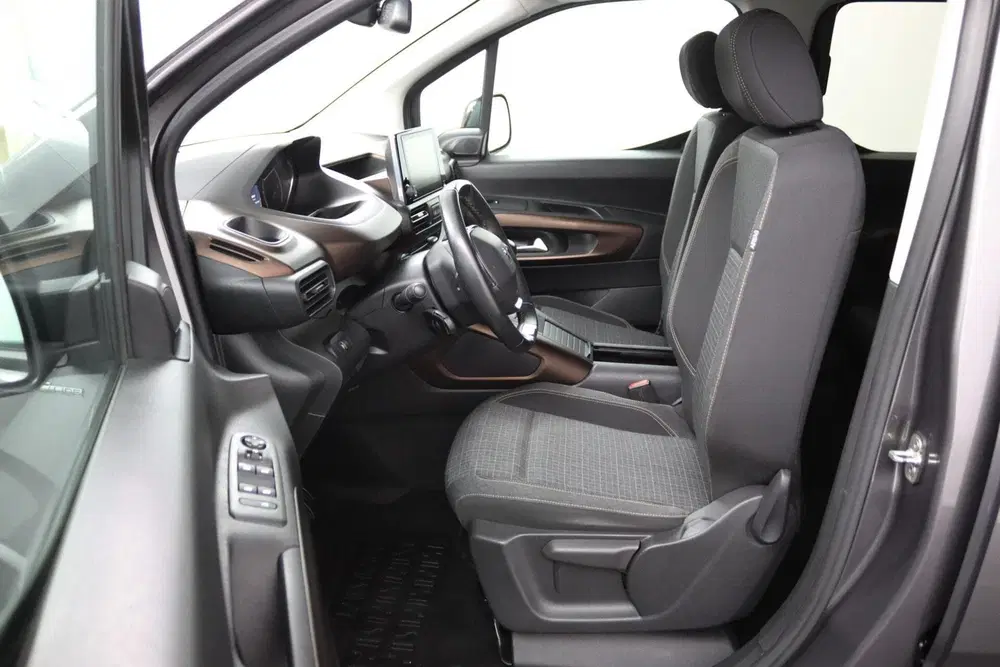 Peugeot Rifter 1.2 GT-Line uit 2019, foto 4