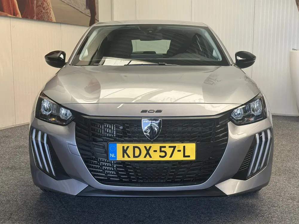 Peugeot 208 1.2 STYLE 100PK MODEL 2025 NAVIGATIE CRUIS uit 2025, foto 3