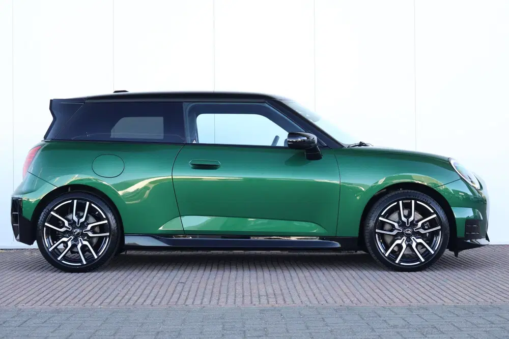 Mini John Cooper Works Cooper E John Cooper Works M 40.7 kWh uit 2026, foto 5
