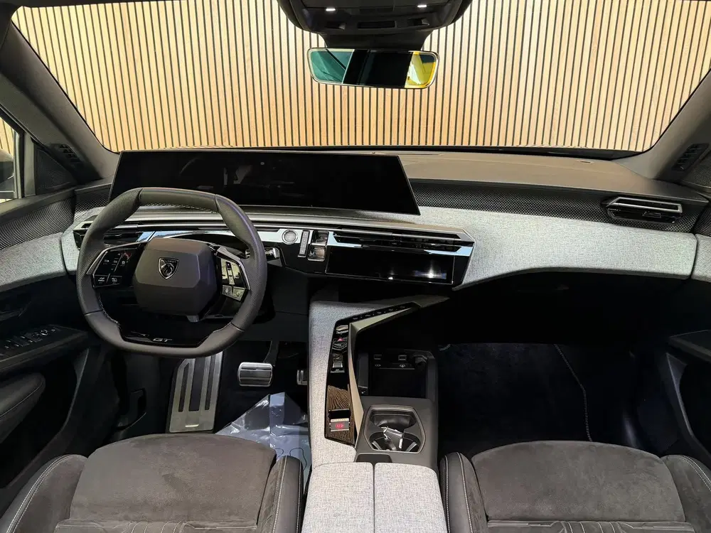 Peugeot 5008 1.2 Hybrid 145 GT Exclusive 7p uit 2026, foto 6