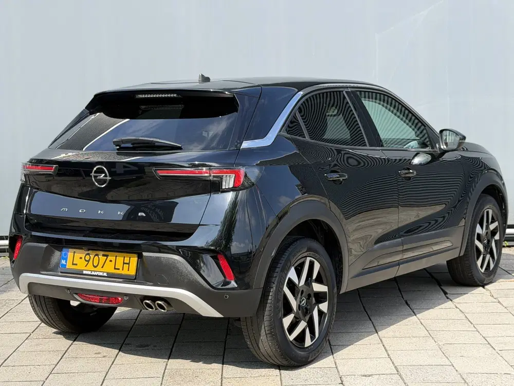 Opel Mokka BWJ 2021 uit 2021, foto 2