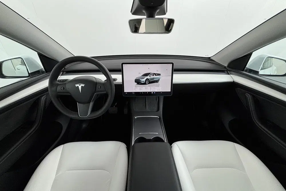 Tesla Model Y Long Range AWD 75 kWh Elektrisch topmodel uit 2022, foto 2