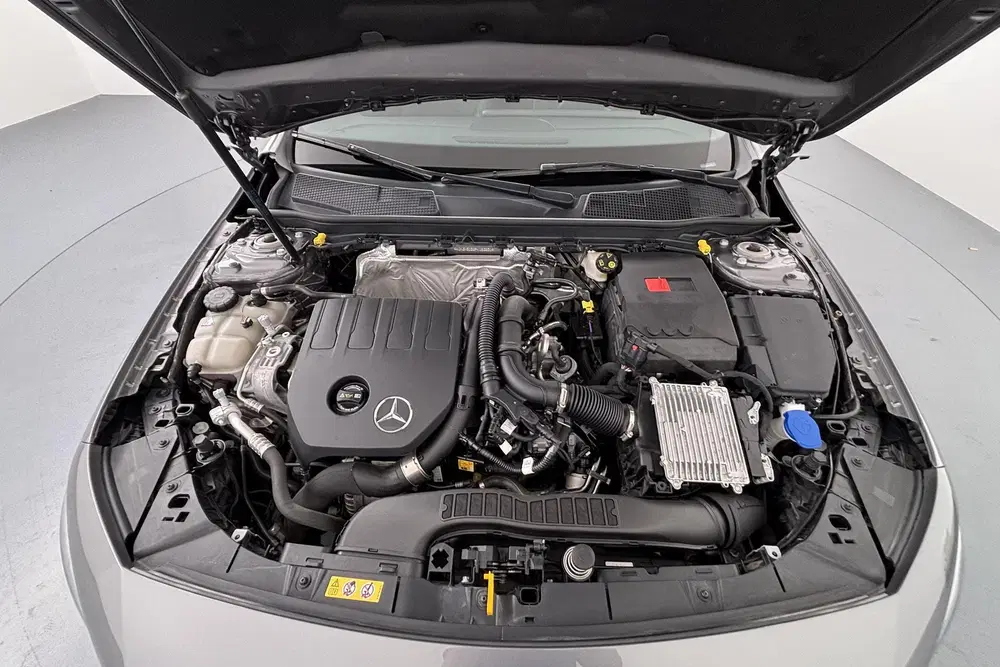 Mercedes-Benz A-Klasse 180 AMG Line Sportief uiterlijk met e uit 2023, foto 13