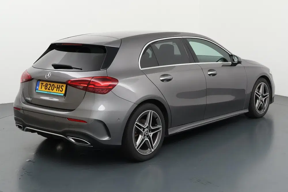 Mercedes-Benz A-Klasse 180 AMG Line Sportief uiterlijk met e uit 2023, foto 6