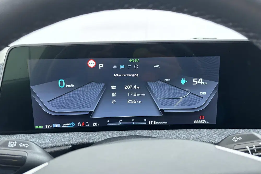 Kia EV6 Air 58 kWh Fel en flitsend onderweg met al uit 2022, foto 4