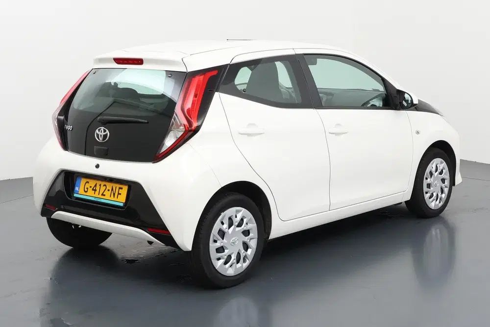 Toyota Aygo 1.0 VVT-i x-play moeiteloos automatisch ri uit 2019, foto 6