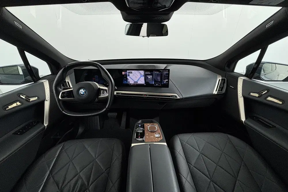 BMW iX xDrive40 High Executive 77 kWh – volledig uit 2022, foto 2