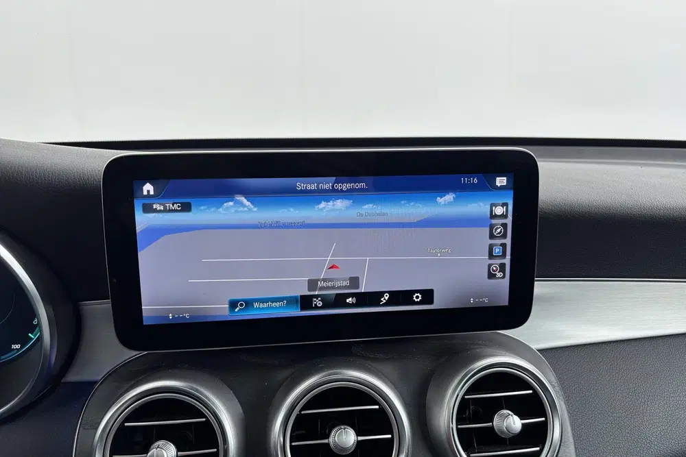 Mercedes-Benz GLC 300e 4MATIC Business Solution AMG L uit 2021, foto 5