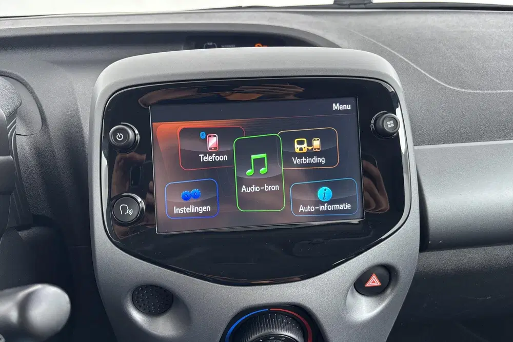 Toyota Aygo 1.0 VVT-i x-play Kleurrijke stadsauto met uit 2021, foto 5