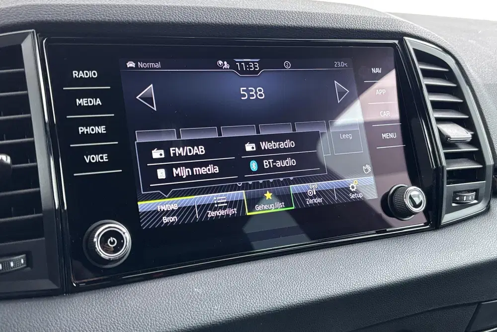 Skoda Karoq 1.5 TSI ACT Sportline Business Sportief si uit 2022, foto 5