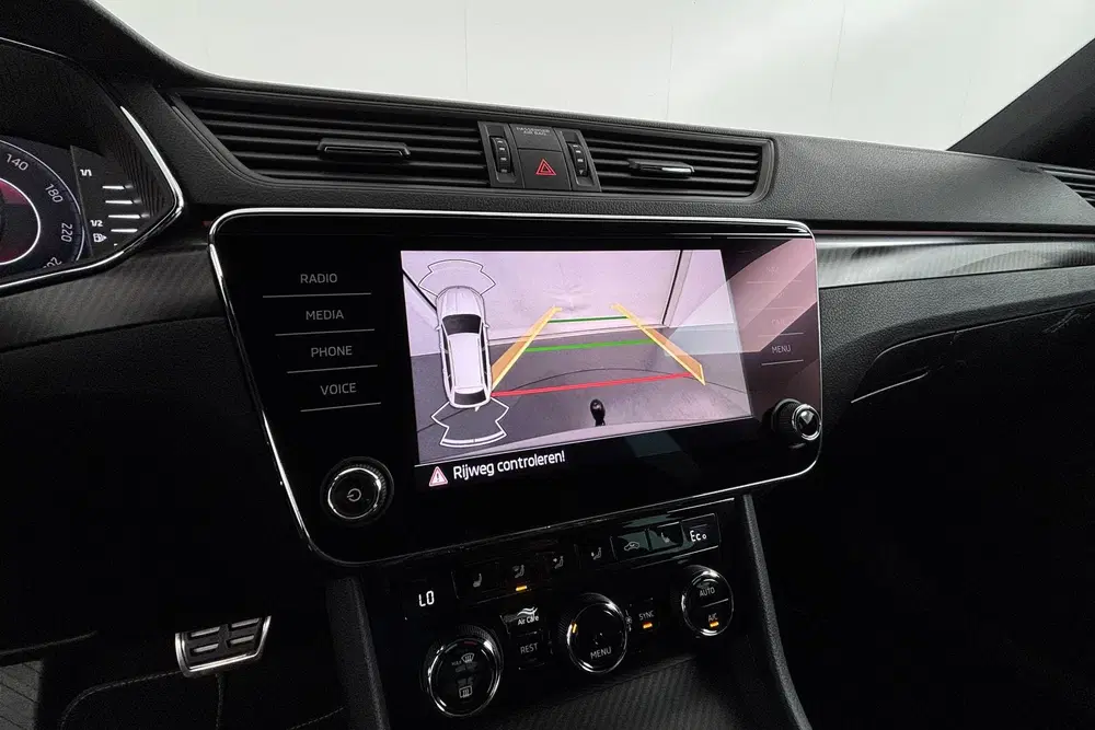 Skoda Superb 1.4 TSI iV Sportline Business Efficiënt uit 2021, foto 9