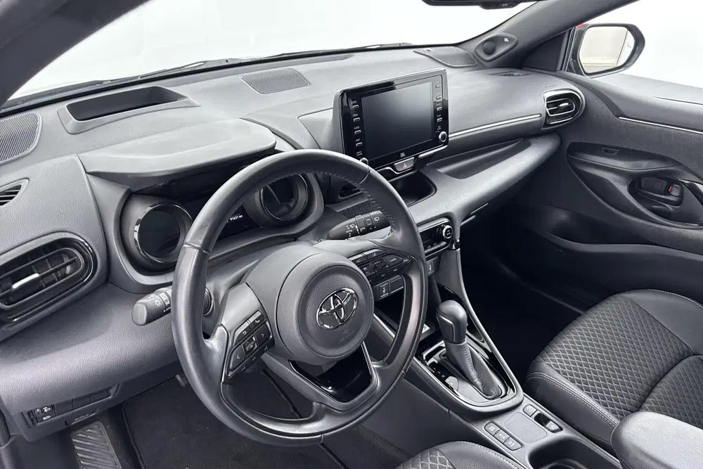 Toyota Yaris 1.5 Hybrid Executive Zuinige en compacte h uit 2021, foto 12