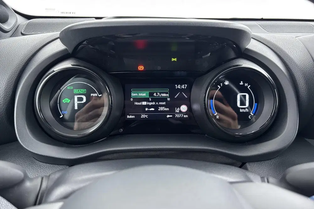 Toyota Yaris 1.5 Hybrid Executive Zuinige en compacte h uit 2021, foto 4