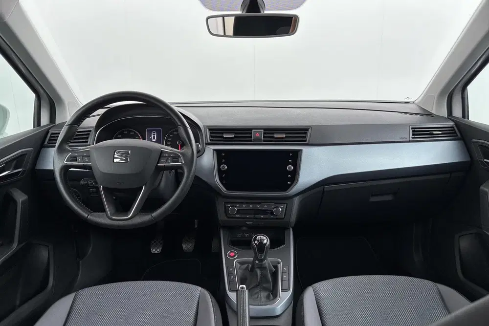 SEAT Arona 1.0 TSI Style Business Intense – Slim uit 2019, foto 2