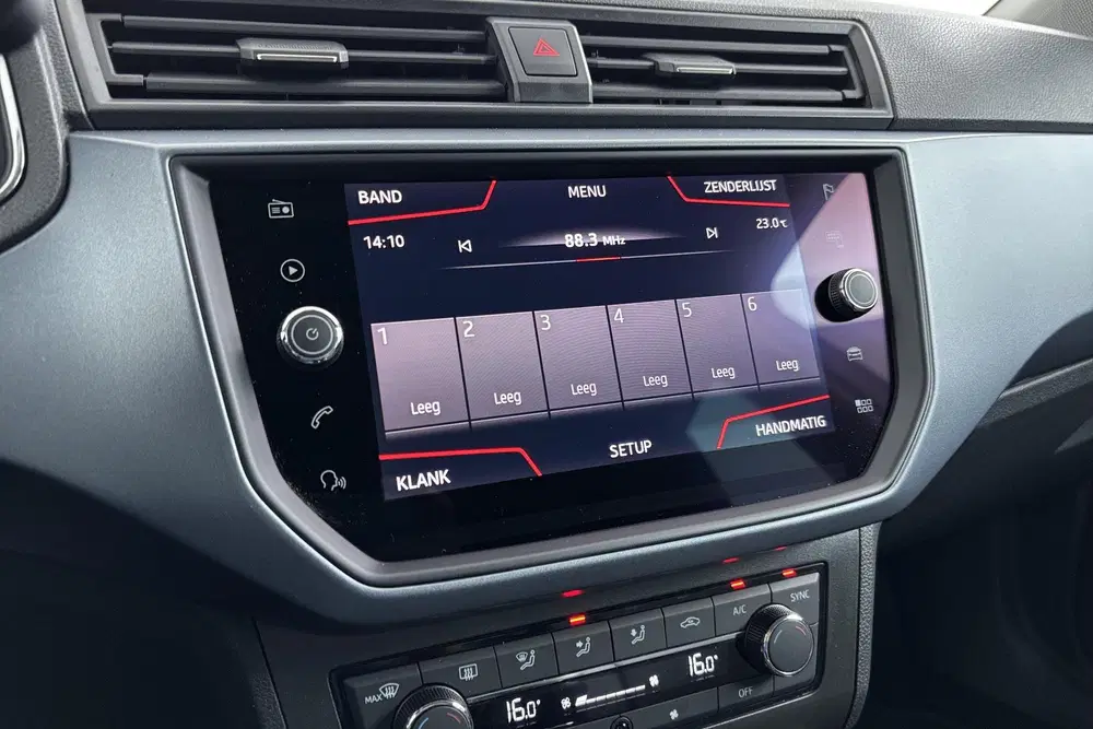 SEAT Arona 1.0 TSI Style Business Intense – Slim uit 2019, foto 9