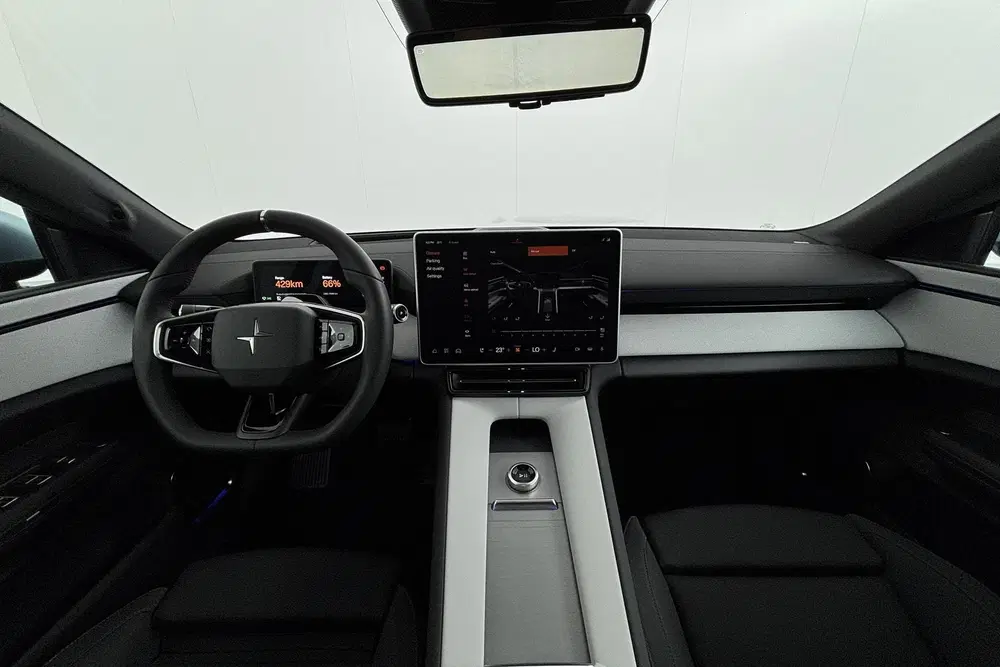Polestar 4 Long Range Single motor Plus 100 kWh Premi uit 2026, foto 2