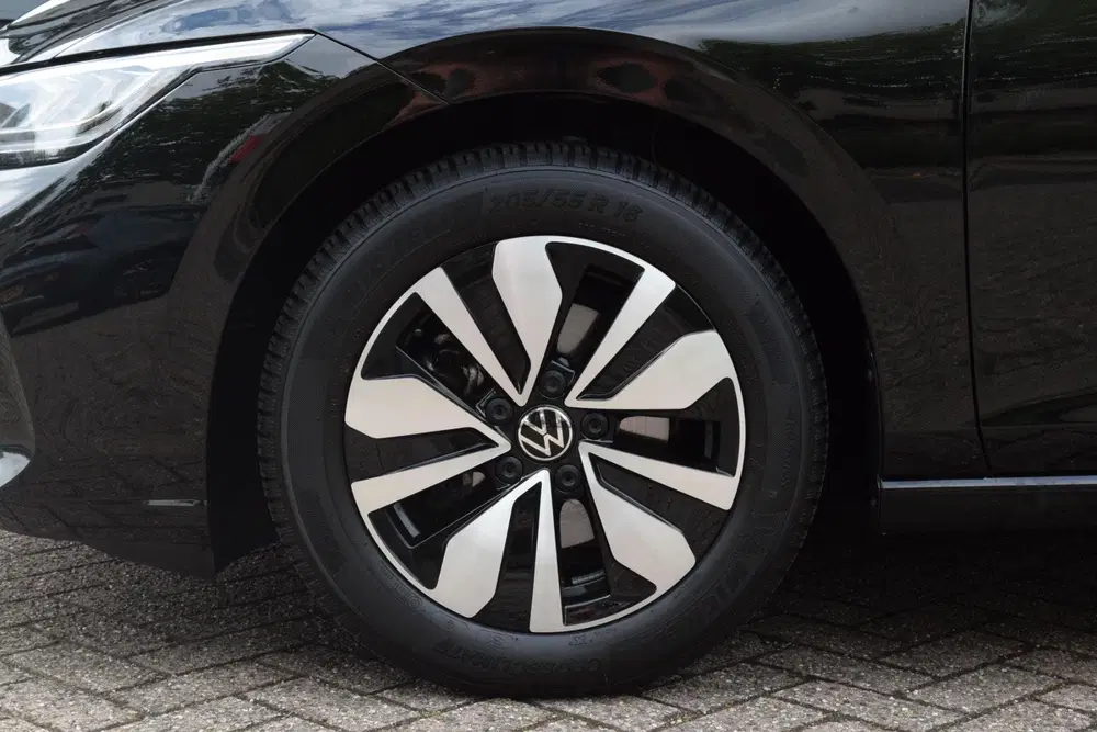 Volkswagen Golf 1.5 eTSI Goal uit 2025, foto 7