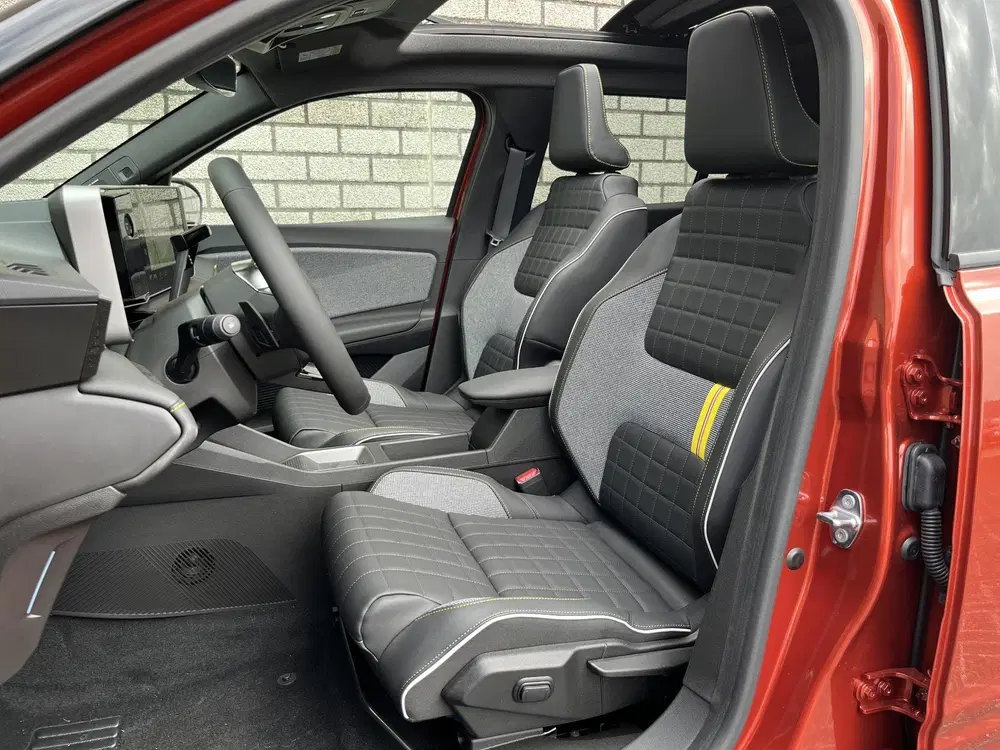 Renault 4 Comfort Range Iconic Plein Sud 52 kWh uit 2026, foto 8