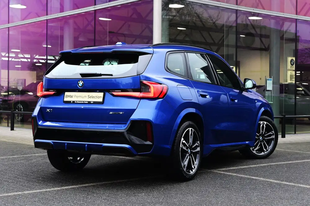 BMW X1 sDrive18i M Sport Automaat uit 2025, foto 2