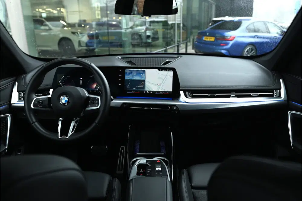 BMW X1 sDrive18i M Sport Automaat uit 2025, foto 4