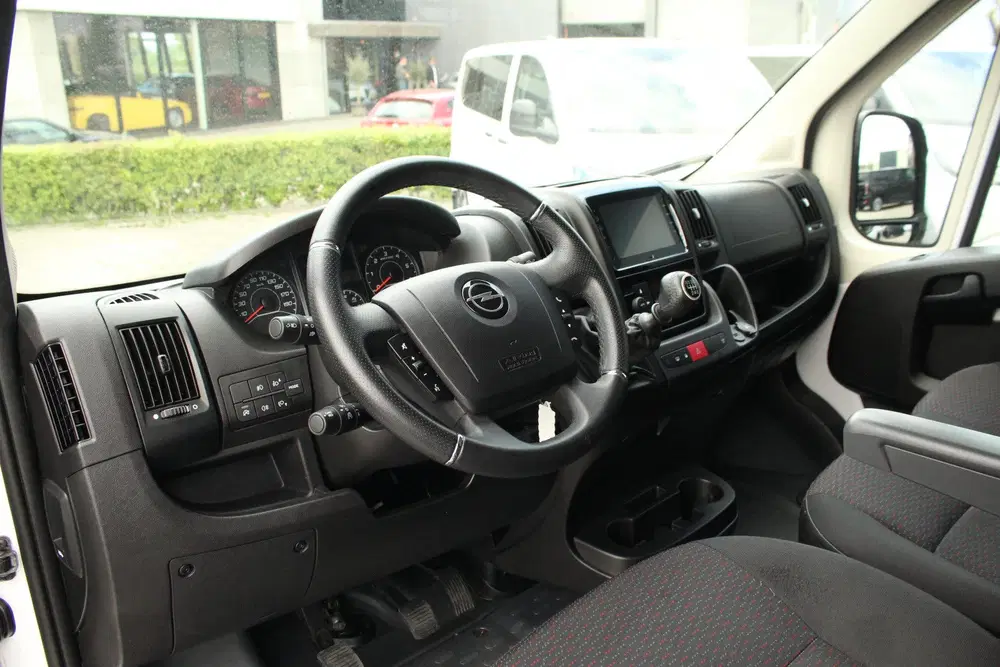 Opel Movano 140pk L1H1 3.5t uit 2024, foto 12