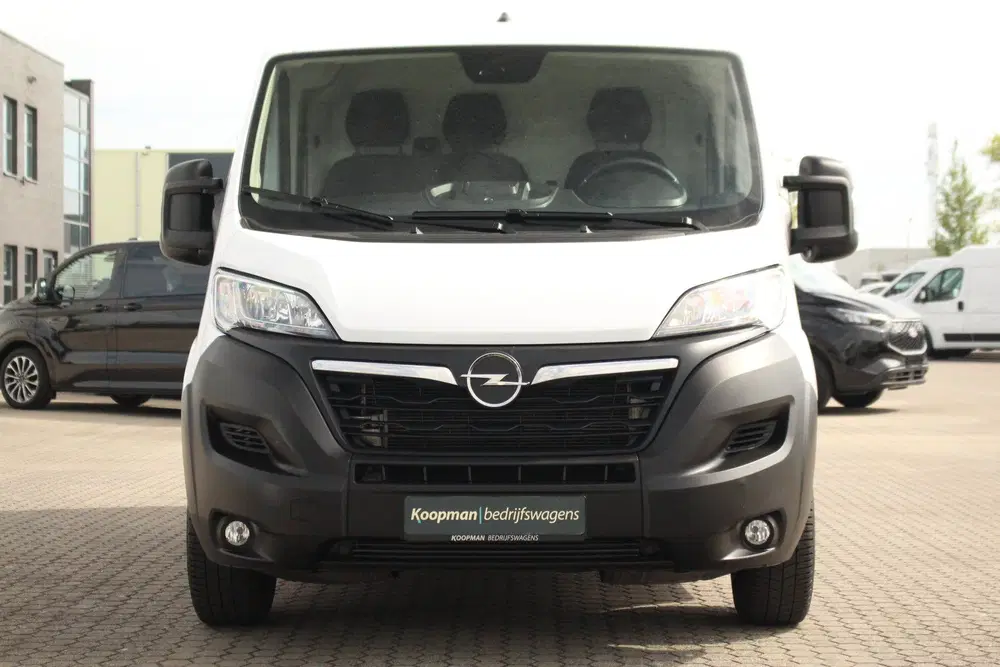 Opel Movano 140pk L1H1 3.5t uit 2024, foto 2
