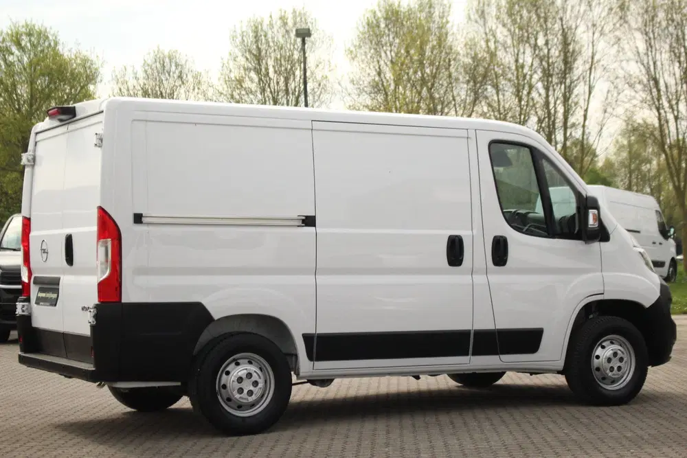 Opel Movano 140pk L1H1 3.5t uit 2024, foto 4