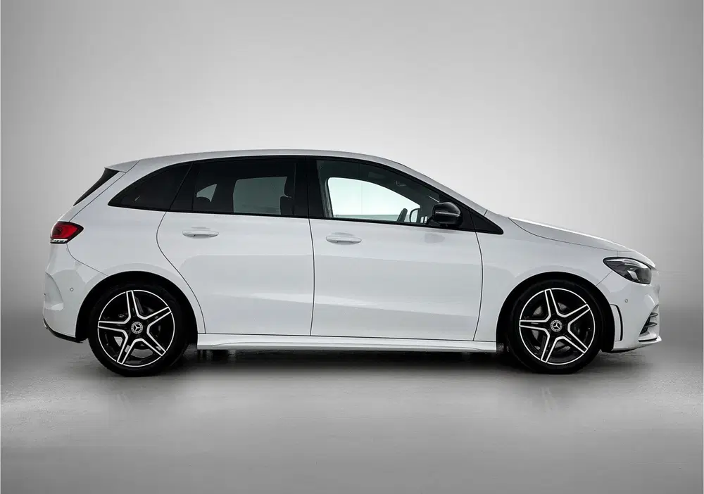Mercedes-Benz B-Klasse 180 Business Solution AMG uit 2021, foto 11
